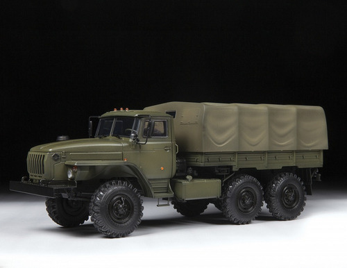 Russian Army Truck Ural 4320 By Zvezda # 3654