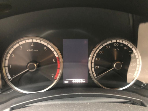 Nx 200 T F-sport