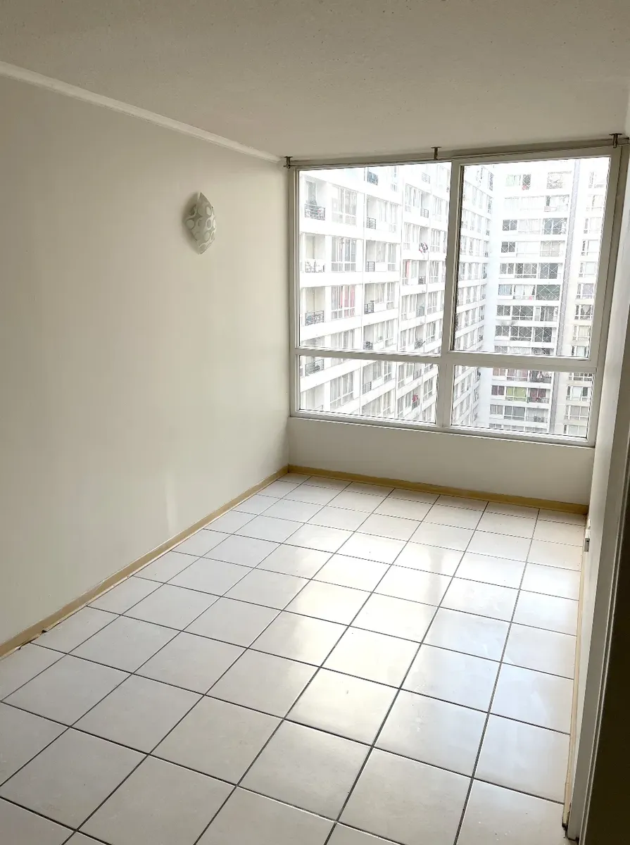 Imagen 1 de 11 de Metro Las Rejas, 2 Dormitorios Y 1 Baño