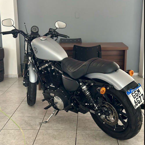 Xl 883n Iron