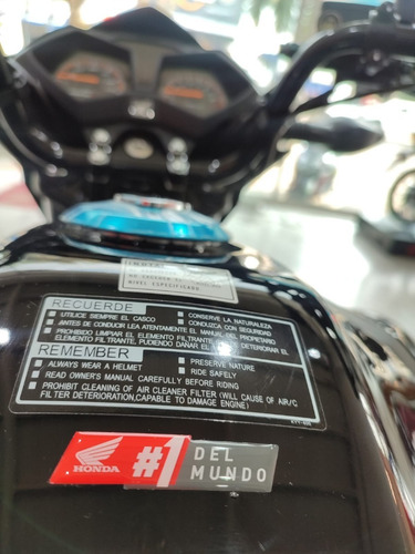Imagen 3 de 15 de Honda Cb125f 2024 Barranquilla