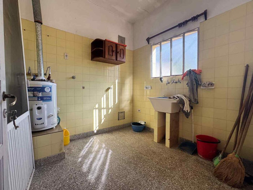 Gran Casa De 2 Dorm Y Jardín En San Jerónimo Norte