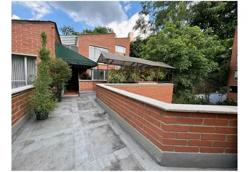 Apartamento En Venta Poblado Transversal Inferior