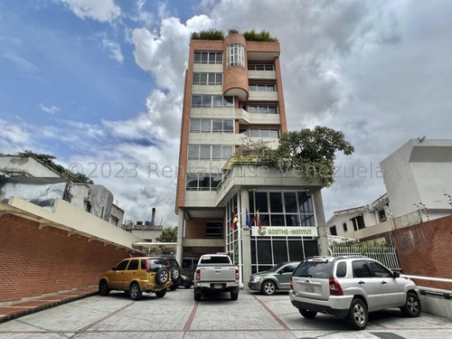 Apartamento En Venta Altamira 24-3727