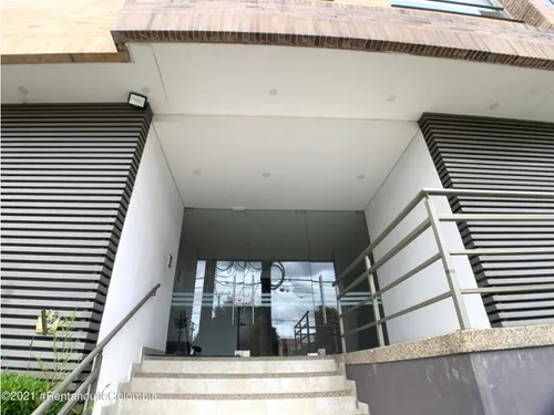 Apartamento En Cedritos(bogota) Rah Co: 25-332