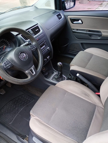 Volkswagen Suran 1.6 Trendline 11b