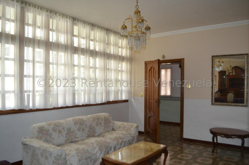 Ms: 24-3305 Vendemos Casa En El Marqués. A=582m2, 5h, 4b, 2p.