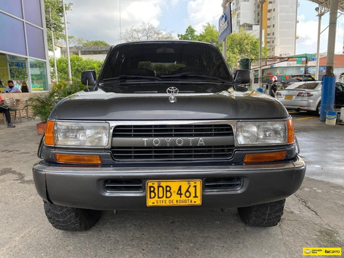 Toyota Burbuja 4x4