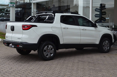 Imagem 8 de 14 de Fiat Toro 1.8 16v Evo Flex Freedom At6