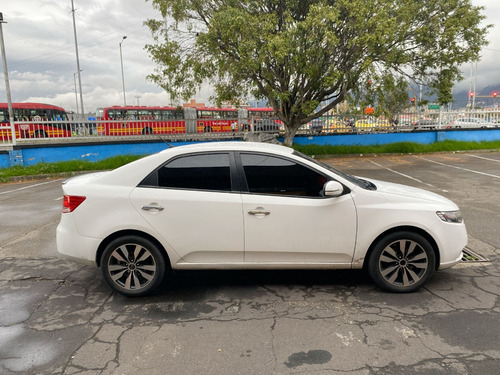 Kia CERATO FORTE 1.6