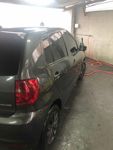Volkswagen Fox 2014 1.0 12v Bluemotion Total Flex 5p