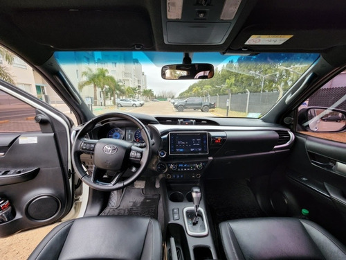 Imagen 7 de 9 de Toyota Hilux 2018 2.8 Cd Srx 177cv 4x4 At