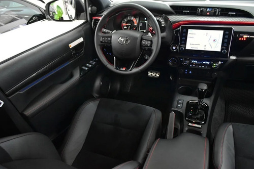 Imagen 11 de 24 de Toyota Hilux Dc 2.8 Tdi 4x4 Gr Sport Aut 224cv - Car Cash
