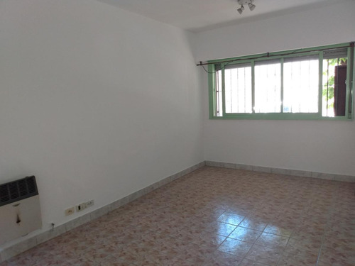 Mariano Acha 900 / Departamento En Venta / Tres Ambientes / Villa Urquiza