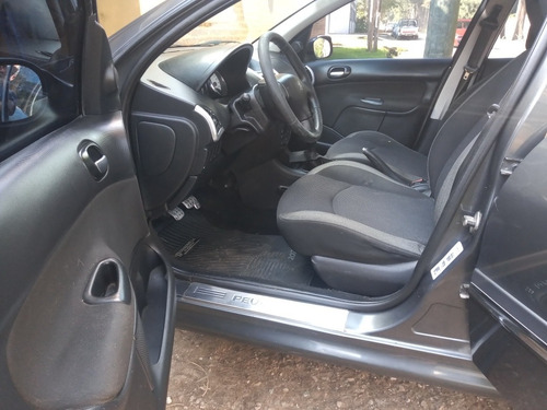 Peugeot 207 1.4 Feline Hdi 70cv 2012