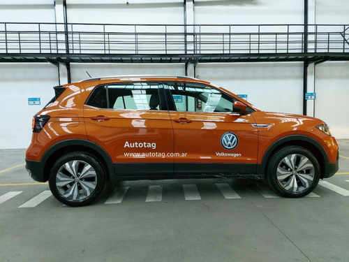 T-cross Highline Test Drive Naranja
