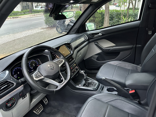 Volkswagen T-Cross 1.4 250 TSI TOTAL FLEX HIGHLINE AUTOMÁTICO