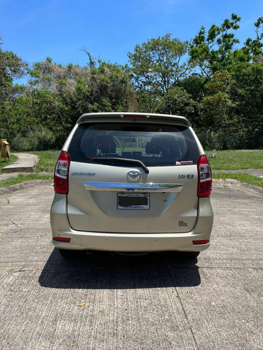 Imagen 4 de 9 de Toyota Avanza 2017 Automática