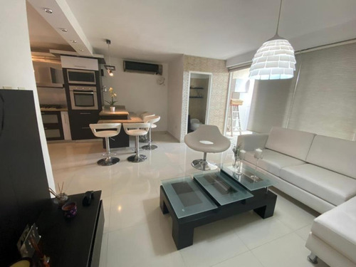 Imagen 8 de 13 de Townhouse En Alquiler Manantial Naguanagua Valencia