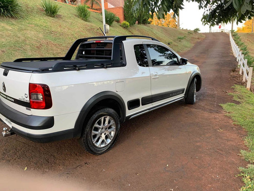 Volkswagen Saveiro 1.6 Cross Cab. Estendida Total Flex 2p