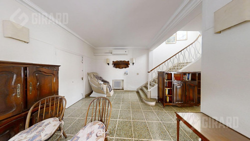 Casa En Venta, Zona Chauvin