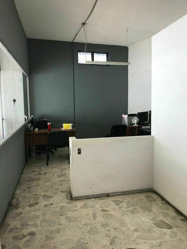 Imagen 5 de 15 de Excelente Local En Venta Ideal Para Escuela Y Oficinas Corp