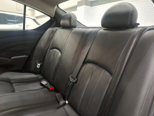 Nissan Versa 1.6 16V FLEXSTART UNIQUE 4P XTRONIC
