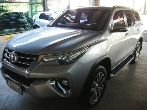 Toyota Hilux Sw4 2.8 4p Srx 4x4 7 Lugares Turbo Diesel Autom