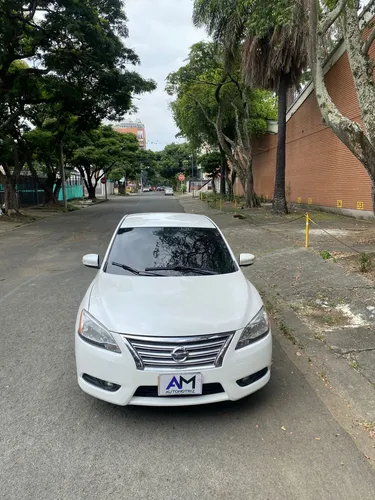 Nissan Sentra 1.8 B17 Advance