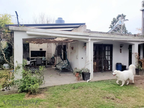 Imagen 20 de 22 de Casa En Venta, 4 Dormitorios, 2 Baños, Gran Fondo, Garaje, Verona, Carrasco Norte.