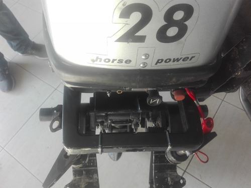 Motor Fuera De Borda Titan 28 Hp Impecable