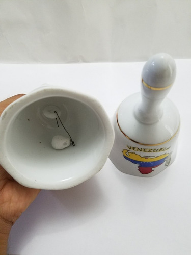 Imagen 2 de 3 de Campanas Recuerdos De Venezuela Porcelana Mapa Escudo