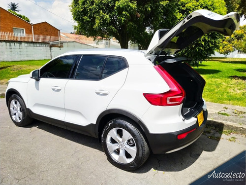 Volvo Xc40 Momentum