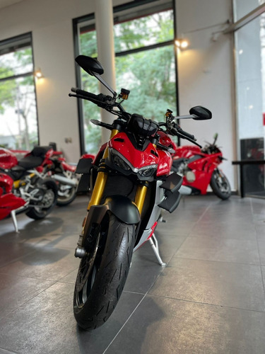 Imagen 6 de 9 de Ducati Streetfigther V4s Ducati San Isidro