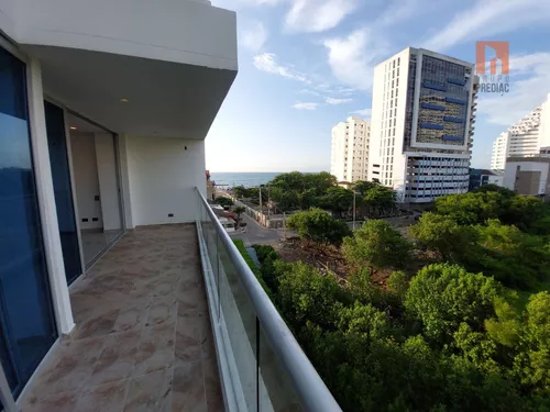 Venta De Apartamento En El Cabrero, Edificio Porto Castello, Cartagena.