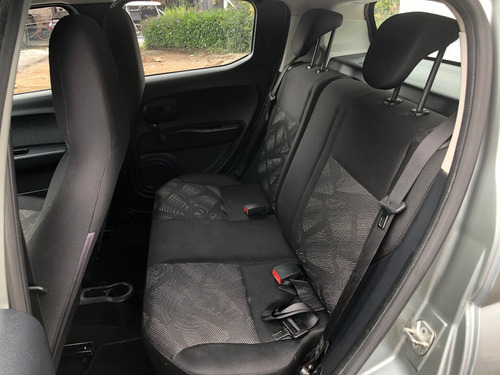 Imagen 8 de 15 de Fiat Mobi Like Tm5 1.0l 2017 Iva Credito Recibo Financiamien