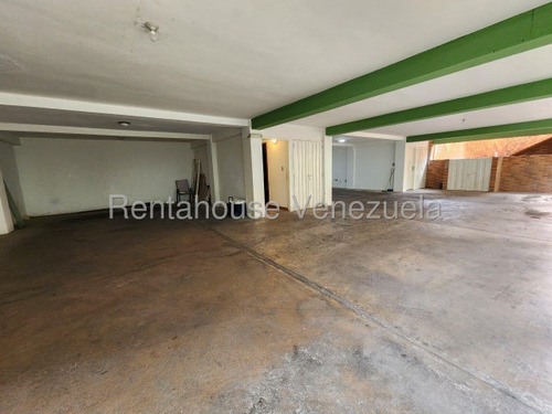 Maribel Morillo Asesor Inmobiliario De Rentahouse Vende Casa-quinta De 4 Niveles Ubicada En Condominio Exclusivo De El Pedregal Al Este De Barquisimeto Lara