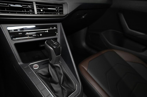 Volkswagen Virtus 1.0 200 TSI HIGHLINE AUTOMÁTICO