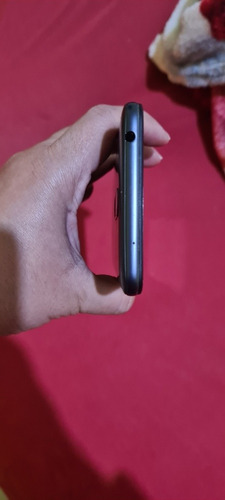 Celular Pocophone F1