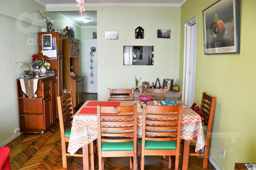 Imagen 4 de 29 de San Telmo. Semipiso De 3 Ambientes Al Frente Con Balcón Y Patio/ Lavadero