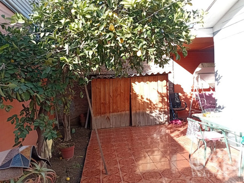 Casa En Venta De 2 Dorm. En Lampa