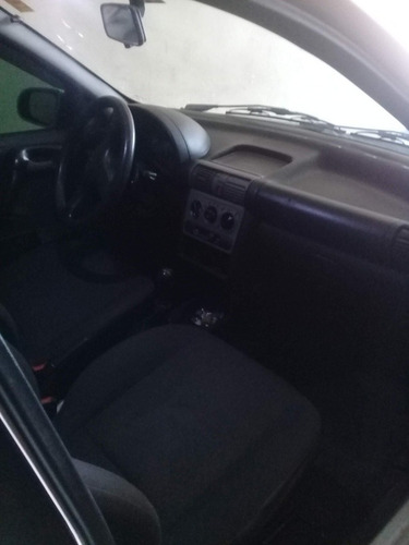 Imagem 7 de 13 de Chevrolet Corsa 1.6 Pfmi