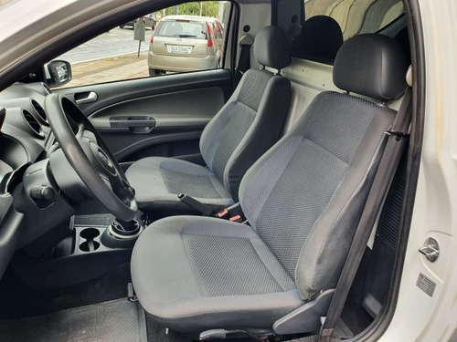 Imagem 8 de 10 de Saveiro 1.6 Mi Startline Cs 8v Flex 2p Manual