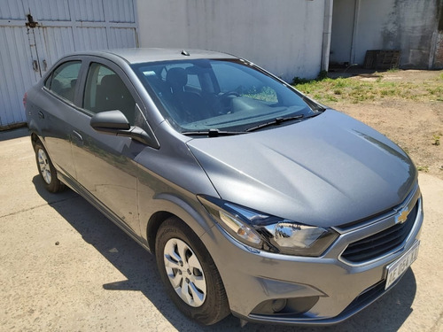Chevrolet Onix Plus Joy 2020 Gris