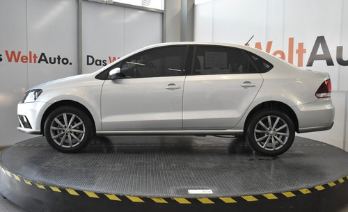 Imagen 6 de 15 de Volkswagen Vento Comfortline Plus L4 1.6l Abs Ba Ac Tm 2020