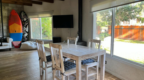 Complejo De Casa Y Dos Departamentos En Valeria Del Mar