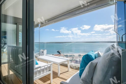 Imagen 13 de 20 de Apartamento De 3 Dormitorios En Playa Mansa, Edificio De Categoría - Punta Del Este Mansa