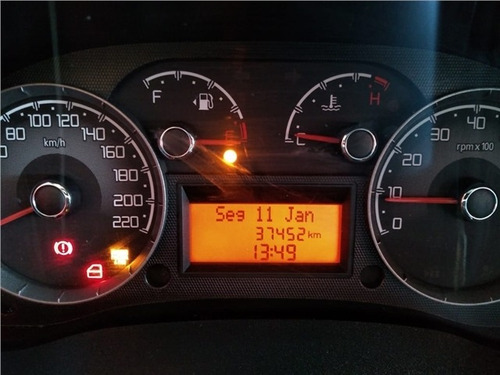 Fiat Doblo 1.8 Mpi Essence 7l 16v Flex 4p Manual