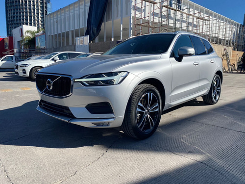 Imagen 2 de 15 de Volvo Xc60 2019 2.0 T5 Momentum At