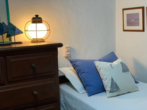 Departamento De 5 Ambientes Frente Al Mar En Venta En Pinamar - Semipiso